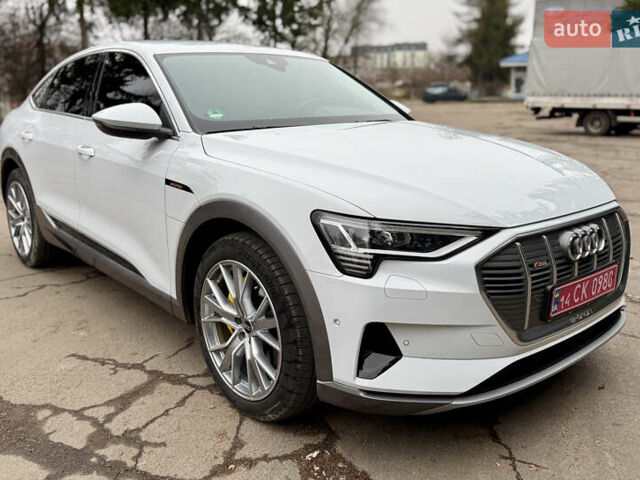Белый Ауди E-Tron, объемом двигателя 0 л и пробегом 38 тыс. км за 38200 $, фото 3 на Automoto.ua