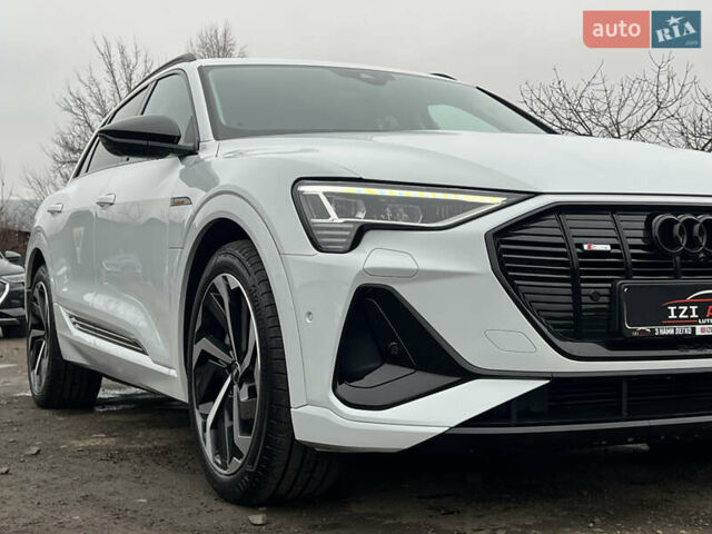Белый Ауди E-Tron, объемом двигателя 0 л и пробегом 41 тыс. км за 41325 $, фото 9 на Automoto.ua