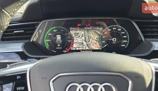 Белый Ауди E-Tron, объемом двигателя 0 л и пробегом 110 тыс. км за 37700 $, фото 58 на Automoto.ua