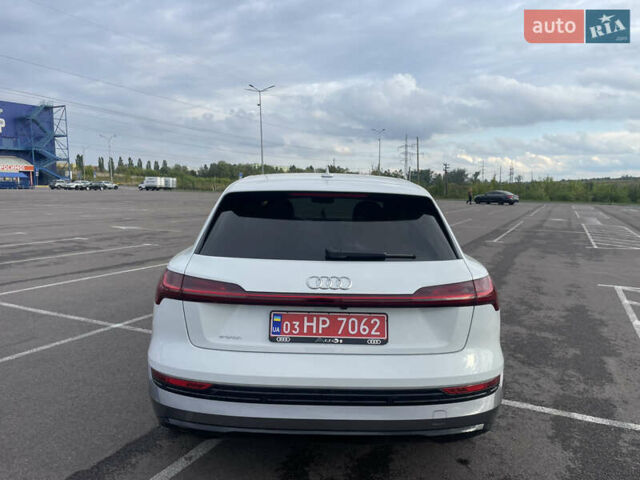 Білий Ауді E-Tron, об'ємом двигуна 0 л та пробігом 29 тис. км за 37999 $, фото 7 на Automoto.ua