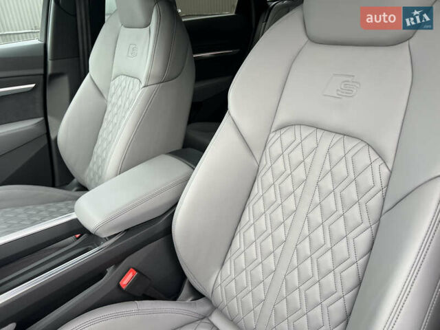 Білий Ауді E-Tron, об'ємом двигуна 0 л та пробігом 48 тис. км за 48798 $, фото 31 на Automoto.ua