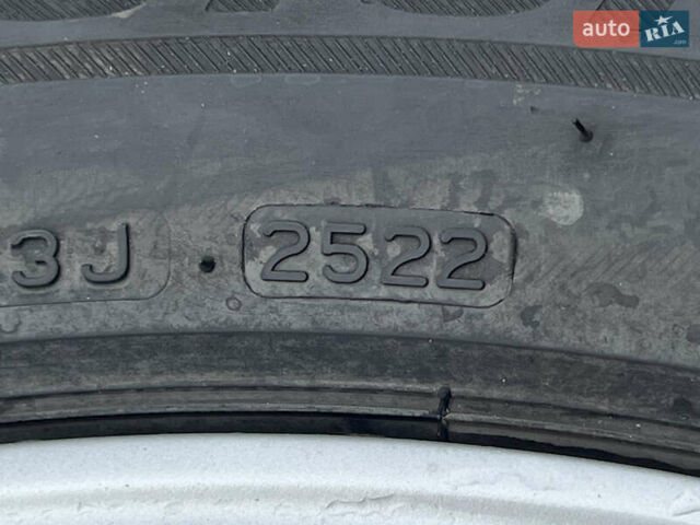 Білий Ауді E-Tron, об'ємом двигуна 0 л та пробігом 48 тис. км за 48798 $, фото 101 на Automoto.ua