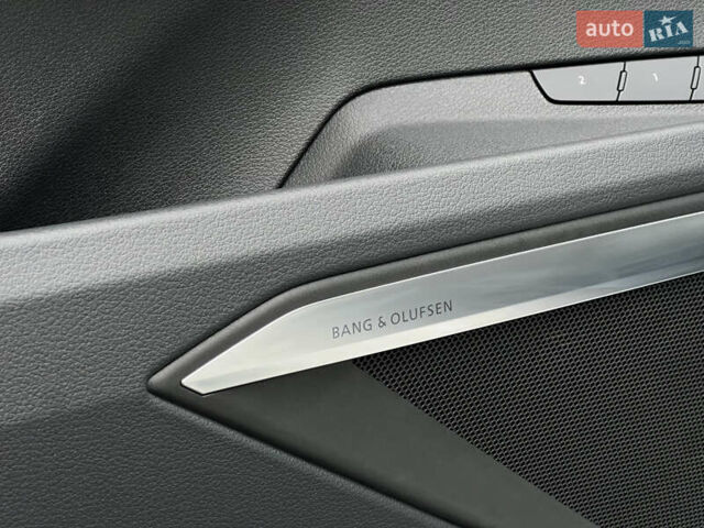 Білий Ауді E-Tron, об'ємом двигуна 0 л та пробігом 48 тис. км за 48798 $, фото 65 на Automoto.ua