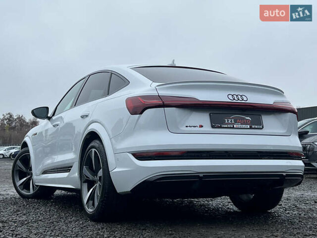 Білий Ауді E-Tron, об'ємом двигуна 0 л та пробігом 48 тис. км за 48798 $, фото 5 на Automoto.ua
