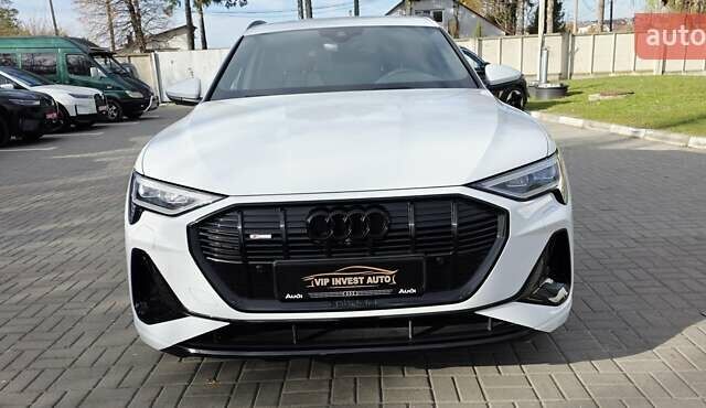 Белый Ауди E-Tron, объемом двигателя 0 л и пробегом 110 тыс. км за 37700 $, фото 47 на Automoto.ua