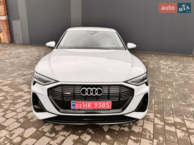 Белый Ауди E-Tron, объемом двигателя 0 л и пробегом 27 тыс. км за 38800 $, фото 3 на Automoto.ua