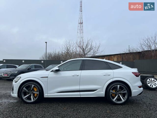Білий Ауді E-Tron, об'ємом двигуна 0 л та пробігом 48 тис. км за 48798 $, фото 4 на Automoto.ua