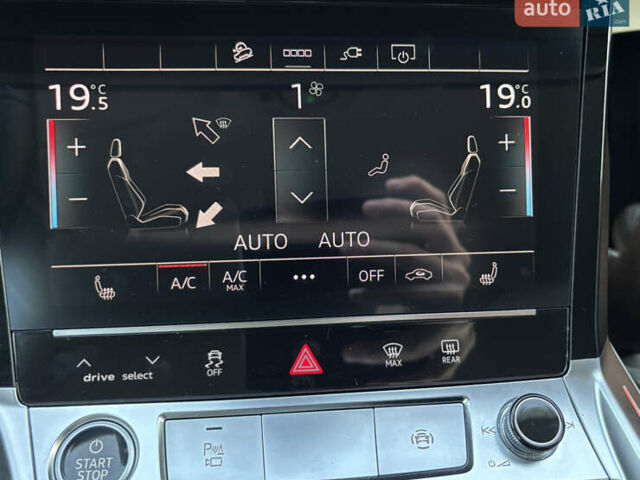 Белый Ауди E-Tron, объемом двигателя 0 л и пробегом 17 тыс. км за 47500 $, фото 15 на Automoto.ua