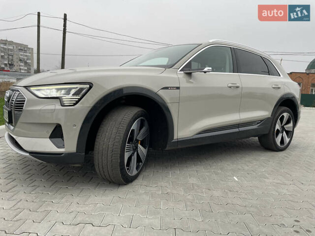 Бежевий Ауді E-Tron, об'ємом двигуна 0 л та пробігом 80 тис. км за 36000 $, фото 52 на Automoto.ua