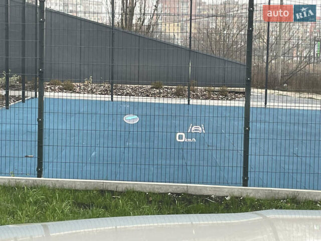 Бежевий Ауді E-Tron, об'ємом двигуна 0 л та пробігом 80 тис. км за 36000 $, фото 50 на Automoto.ua