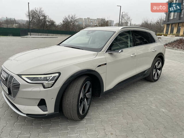 Бежевий Ауді E-Tron, об'ємом двигуна 0 л та пробігом 80 тис. км за 36000 $, фото 5 на Automoto.ua