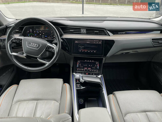 Бежевий Ауді E-Tron, об'ємом двигуна 0 л та пробігом 80 тис. км за 36000 $, фото 16 на Automoto.ua