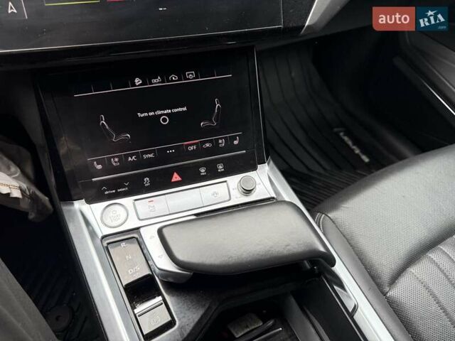 Ауді E-Tron 2019 у Львові на Automoto.ua Бежевий Ауді E-Tron, об'ємом двигуна 0 л та пробігом 92 тис. км за 20900 $, фото 16 на Automoto.ua