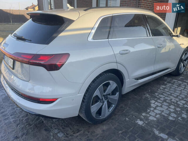 Бежевый Ауди E-Tron, объемом двигателя 0 л и пробегом 88 тыс. км за 34900 $, фото 20 на Automoto.ua