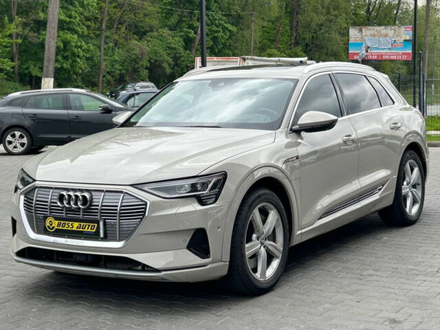 Бежевый Ауди E-Tron, объемом двигателя 95 л и пробегом 18 тыс. км за 46000 $, фото 2 на Automoto.ua