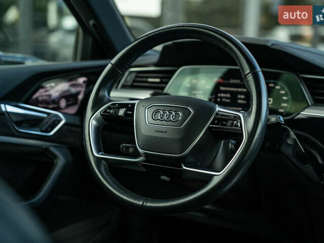 Бежевый Ауди E-Tron, объемом двигателя 0 л и пробегом 44 тыс. км за 36900 $, фото 31 на Automoto.ua