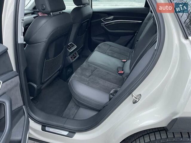 Бежевый Ауди E-Tron, объемом двигателя 0 л и пробегом 79 тыс. км за 33700 $, фото 23 на Automoto.ua