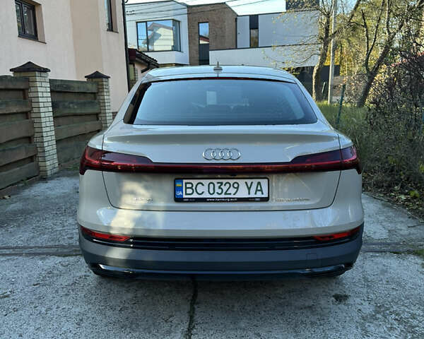 Бежевый Ауди E-Tron, объемом двигателя 0 л и пробегом 116 тыс. км за 35000 $, фото 7 на Automoto.ua