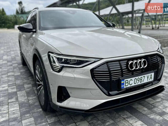 Бежевый Ауди E-Tron, объемом двигателя 0 л и пробегом 53 тыс. км за 35900 $, фото 9 на Automoto.ua