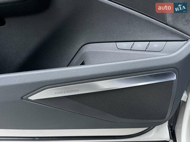 Бежевый Ауди E-Tron, объемом двигателя 0 л и пробегом 79 тыс. км за 33700 $, фото 13 на Automoto.ua