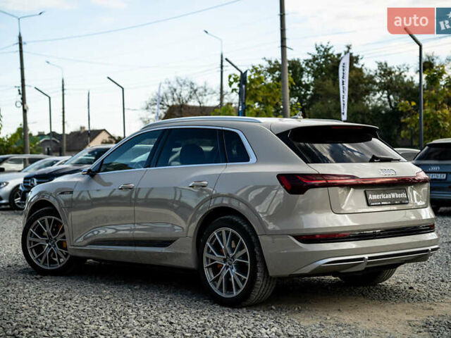 Бежевый Ауди E-Tron, объемом двигателя 0 л и пробегом 44 тыс. км за 36900 $, фото 6 на Automoto.ua