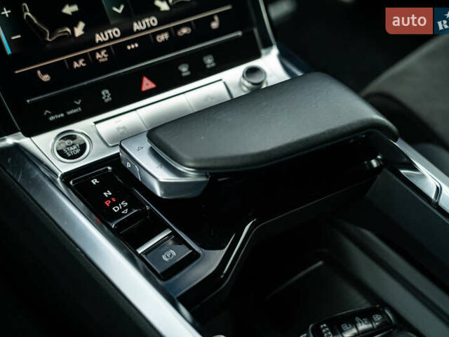 Бежевый Ауди E-Tron, объемом двигателя 0 л и пробегом 44 тыс. км за 36900 $, фото 43 на Automoto.ua