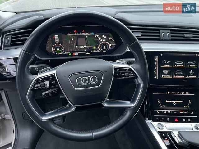 Бежевый Ауди E-Tron, объемом двигателя 0 л и пробегом 79 тыс. км за 33700 $, фото 19 на Automoto.ua