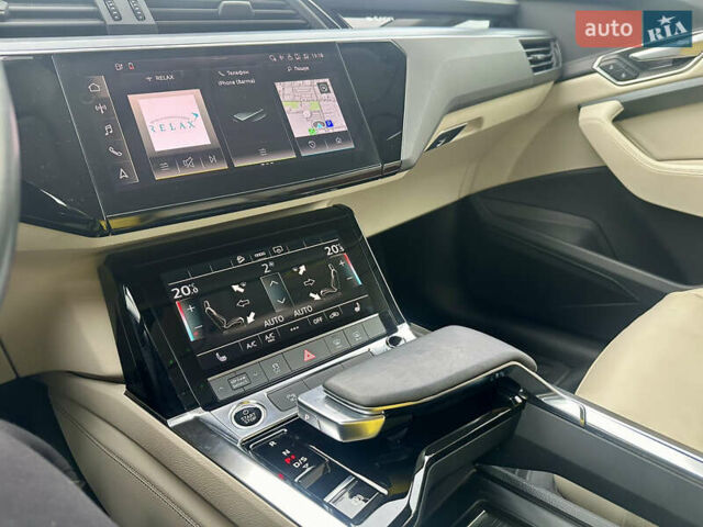 Бежевый Ауди E-Tron, объемом двигателя 0 л и пробегом 64 тыс. км за 32000 $, фото 9 на Automoto.ua