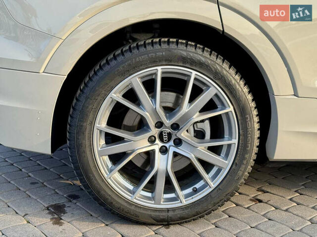 Бежевый Ауди E-Tron, объемом двигателя 0 л и пробегом 27 тыс. км за 38700 $, фото 5 на Automoto.ua