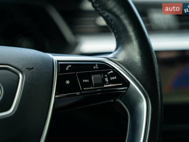 Бежевый Ауди E-Tron, объемом двигателя 0 л и пробегом 44 тыс. км за 36900 $, фото 36 на Automoto.ua