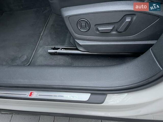 Бежевый Ауди E-Tron, объемом двигателя 0 л и пробегом 79 тыс. км за 33700 $, фото 16 на Automoto.ua