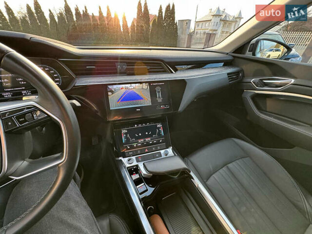 Бежевый Ауди E-Tron, объемом двигателя 0 л и пробегом 27 тыс. км за 38700 $, фото 17 на Automoto.ua