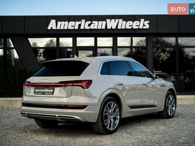 Бежевый Ауди E-Tron, объемом двигателя 0 л и пробегом 44 тыс. км за 36900 $, фото 4 на Automoto.ua