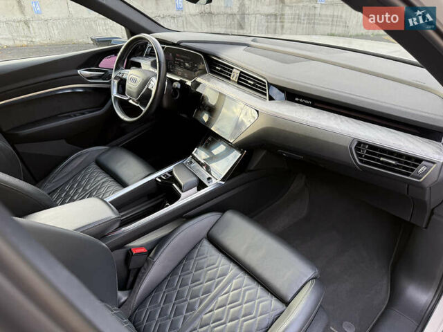 Бежевый Ауди E-Tron, объемом двигателя 0 л и пробегом 81 тыс. км за 39999 $, фото 77 на Automoto.ua