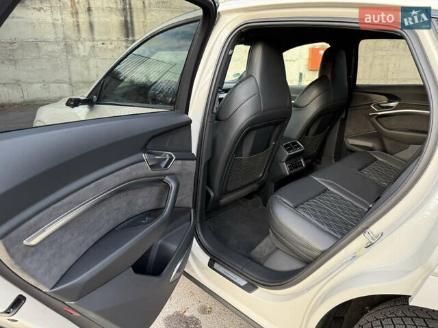 Бежевый Ауди E-Tron, объемом двигателя 0 л и пробегом 81 тыс. км за 39999 $, фото 49 на Automoto.ua