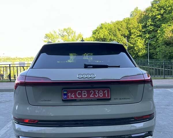 Бежевий Ауді E-Tron, об'ємом двигуна 0 л та пробігом 52 тис. км за 45500 $, фото 33 на Automoto.ua