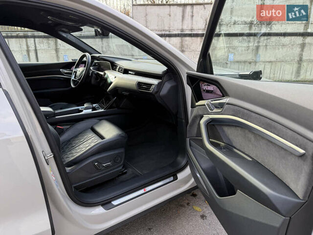 Бежевый Ауди E-Tron, объемом двигателя 0 л и пробегом 81 тыс. км за 39999 $, фото 70 на Automoto.ua