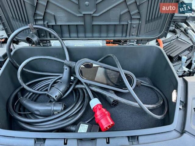 Бежевый Ауди E-Tron, объемом двигателя 0 л и пробегом 42 тыс. км за 51000 $, фото 12 на Automoto.ua
