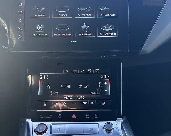 Бежевый Ауди E-Tron, объемом двигателя 0 л и пробегом 49 тыс. км за 48700 $, фото 8 на Automoto.ua