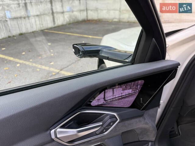 Бежевый Ауди E-Tron, объемом двигателя 0 л и пробегом 81 тыс. км за 39999 $, фото 39 на Automoto.ua