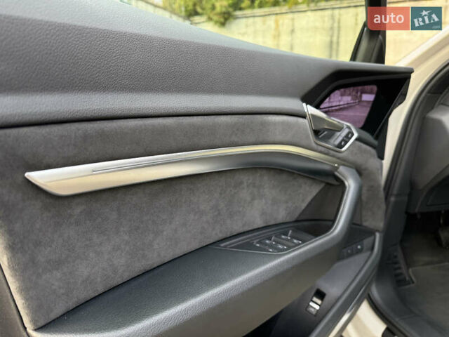 Бежевый Ауди E-Tron, объемом двигателя 0 л и пробегом 81 тыс. км за 39999 $, фото 33 на Automoto.ua