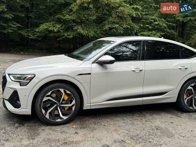 Бежевый Ауди E-Tron, объемом двигателя 0 л и пробегом 41 тыс. км за 39500 $, фото 11 на Automoto.ua
