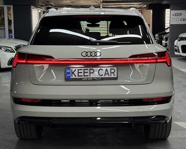 Бежевый Ауди E-Tron, объемом двигателя 0 л и пробегом 18 тыс. км за 49900 $, фото 17 на Automoto.ua