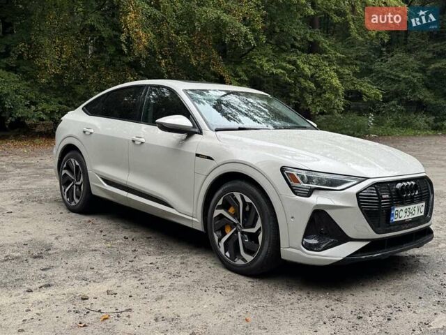 Бежевый Ауди E-Tron, объемом двигателя 0 л и пробегом 41 тыс. км за 39500 $, фото 9 на Automoto.ua