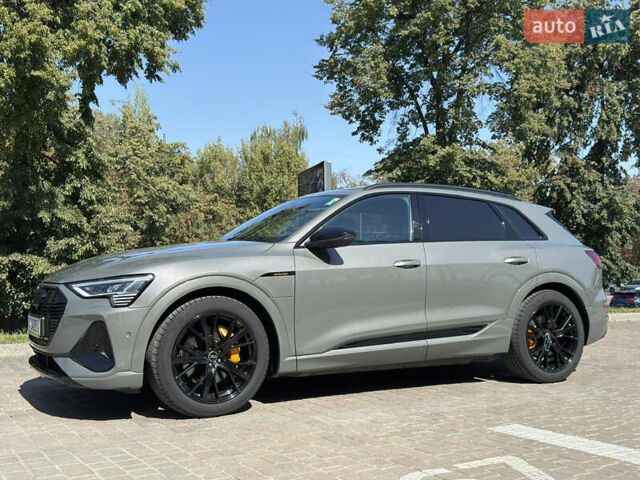 Бежевый Ауди E-Tron, объемом двигателя 0 л и пробегом 85 тыс. км за 42500 $, фото 3 на Automoto.ua