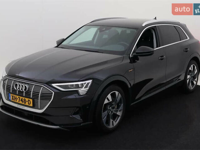 Чорний Ауді E-Tron, об'ємом двигуна 0 л та пробігом 109 тис. км за 32558 $, фото 42 на Automoto.ua