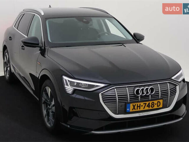 Чорний Ауді E-Tron, об'ємом двигуна 0 л та пробігом 109 тис. км за 32558 $, фото 43 на Automoto.ua