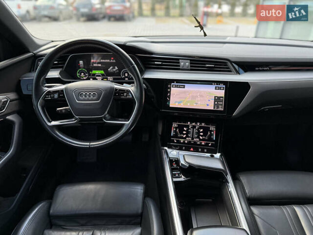 Черный Ауди E-Tron, объемом двигателя 0 л и пробегом 108 тыс. км за 33999 $, фото 60 на Automoto.ua