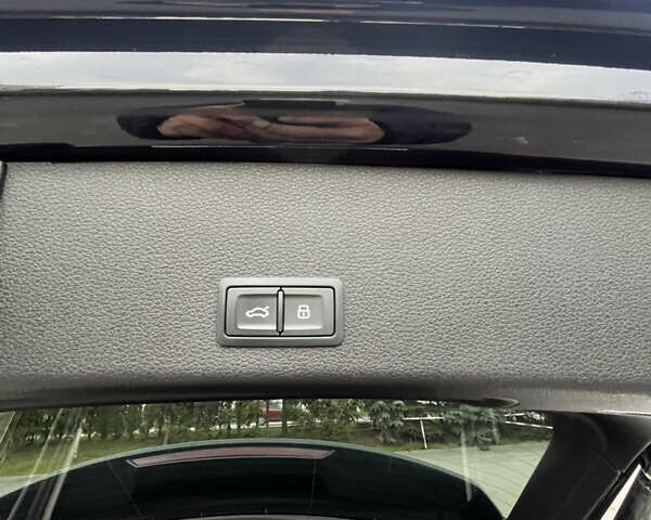 Чорний Ауді E-Tron, об'ємом двигуна 0 л та пробігом 109 тис. км за 32558 $, фото 15 на Automoto.ua