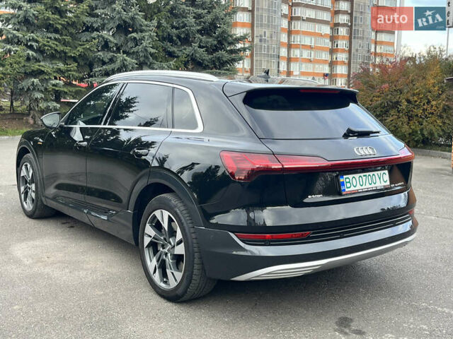 Чорний Ауді E-Tron, об'ємом двигуна 0 л та пробігом 109 тис. км за 32558 $, фото 8 на Automoto.ua